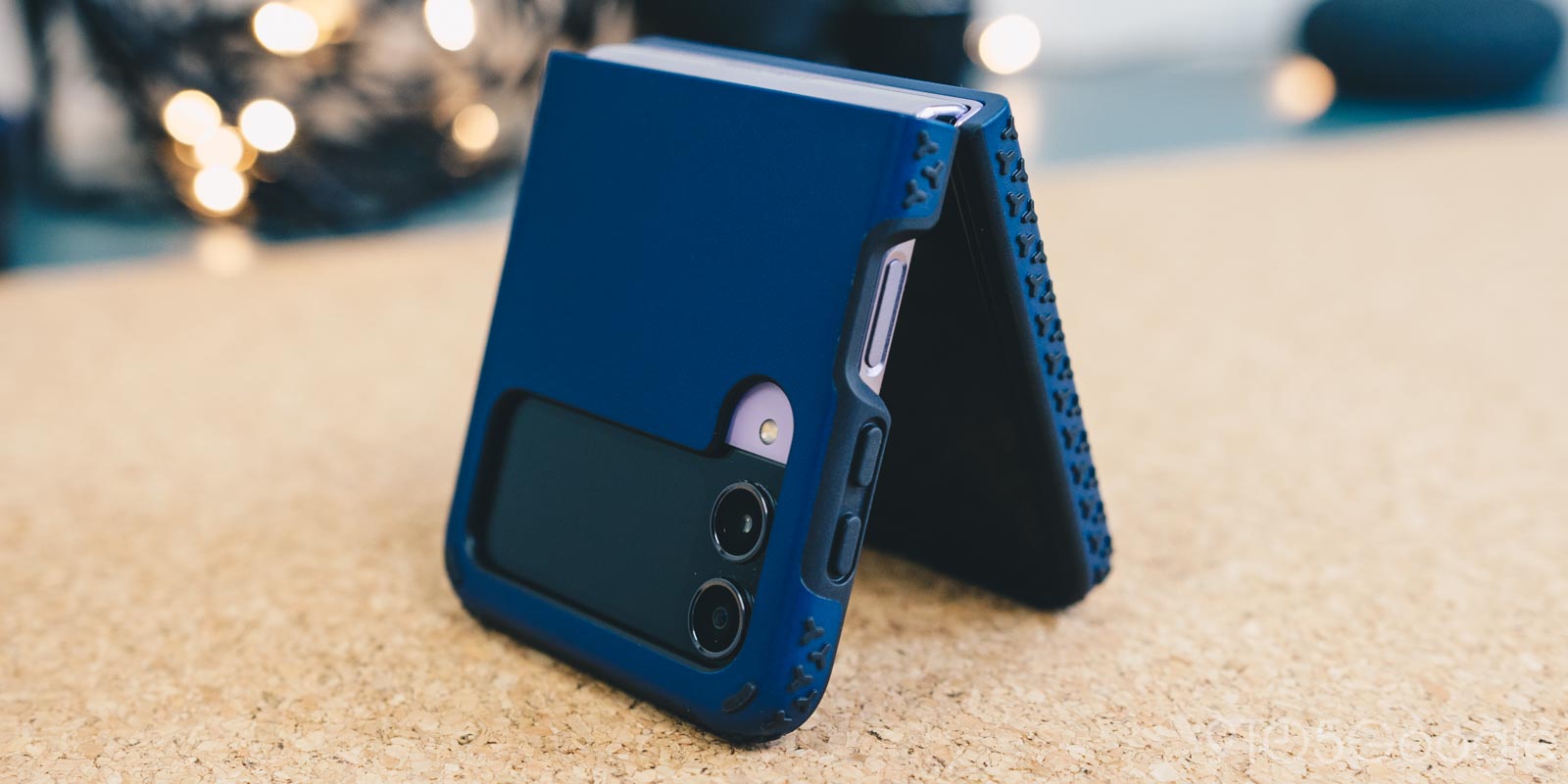 incipio grip case z flip 4